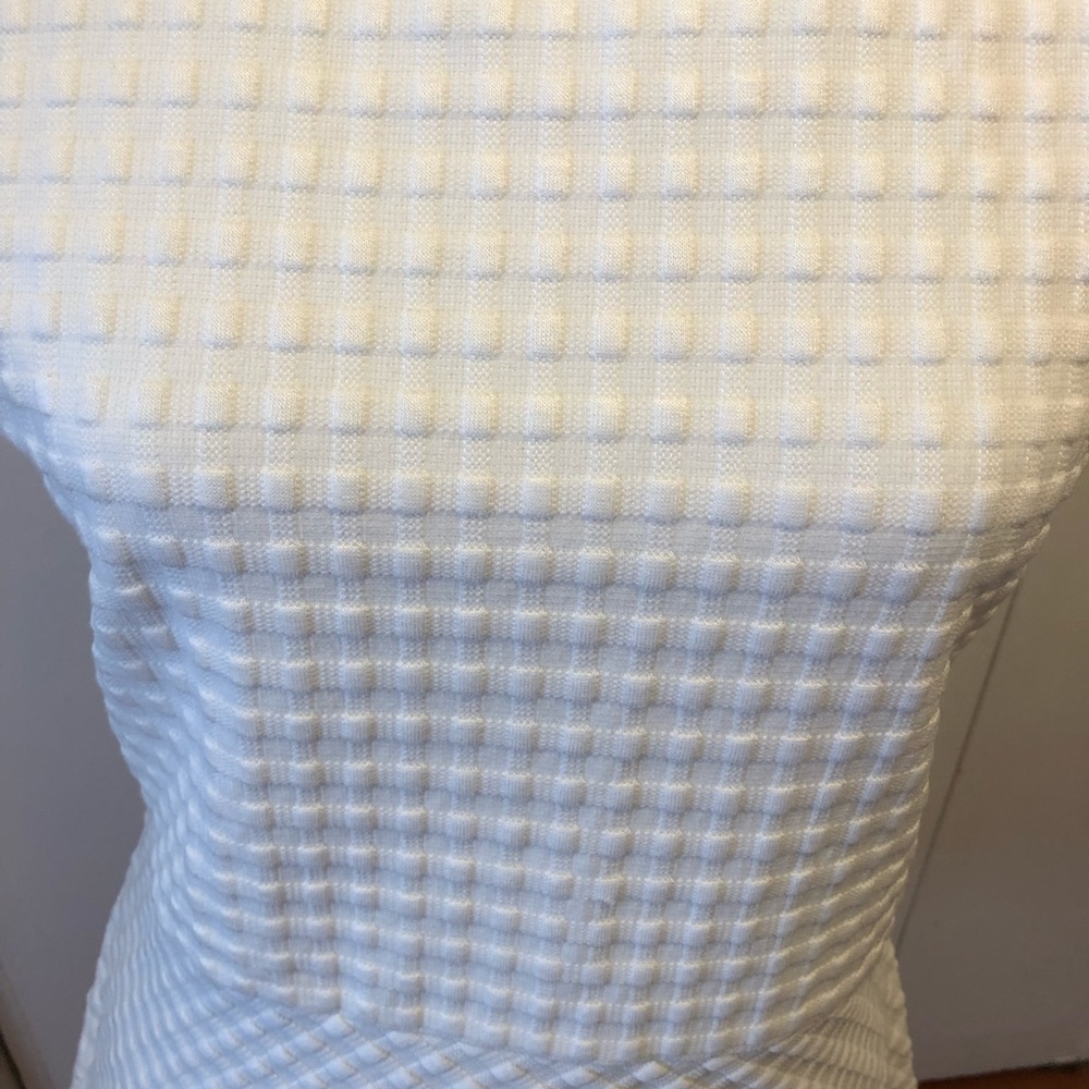 ๐ฒ๐ป Theory Women's White Textured Dress - Picture 5 of 7